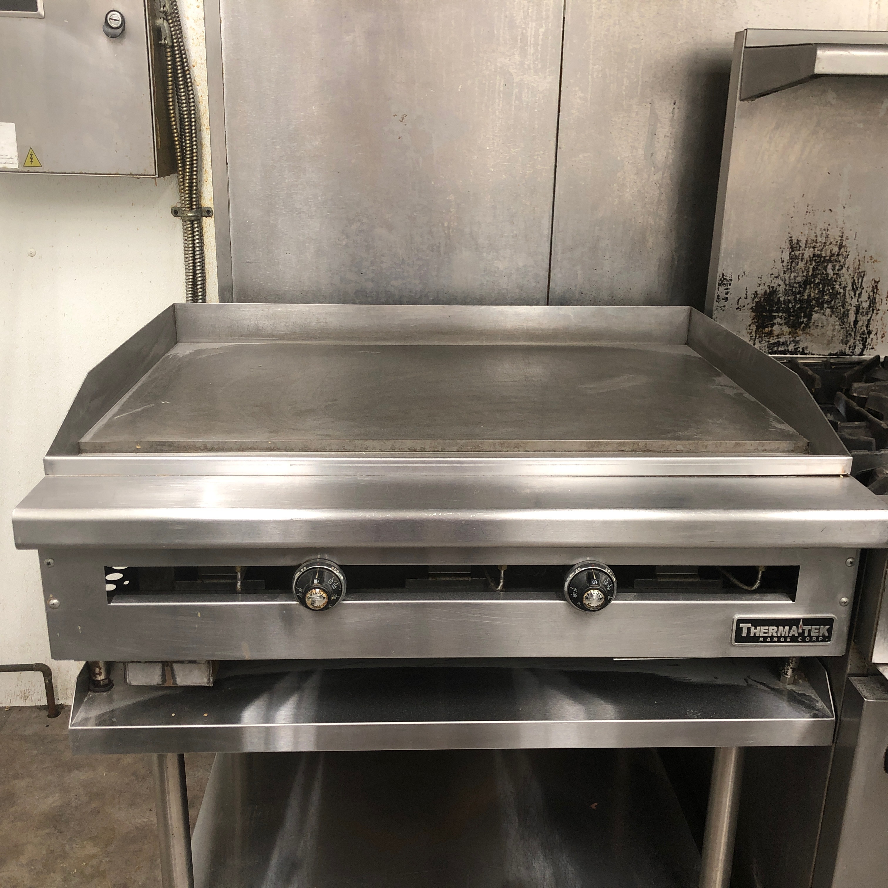 Commercial flat-top griddle at the Brookhaven kitchen